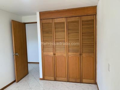 Apartamento de 3 alcobas en venta en El Escobero, Envigado, 96 m² · foto 7 de 8