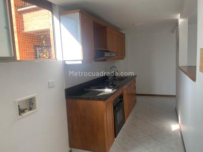 Apartamento de 3 alcobas en venta en El Escobero, Envigado, 96 m² · foto 2 de 8