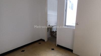 Casa de 5 alcobas en venta en Calasanz, Medellín, 200 m² · foto 14 de 20