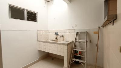 Casa de 5 alcobas en venta en Calasanz, Medellín, 200 m² · foto 15 de 20