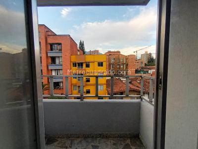 Apartamento de 4 alcobas en venta en Ferrini, Medellín, 115 m² · foto 7 de 20