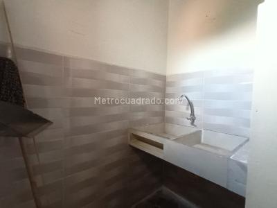 Apartamento de 4 alcobas en venta en Ferrini, Medellín, 115 m² · foto 13 de 20