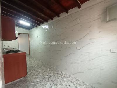 Apartamento de 4 alcobas en venta en Ferrini, Medellín, 115 m² · foto 14 de 20