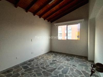 Apartamento de 4 alcobas en venta en Ferrini, Medellín, 115 m² · foto 18 de 20