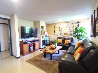 Apartamento en venta en El Poblado, Medellín · foto 10 de 20
