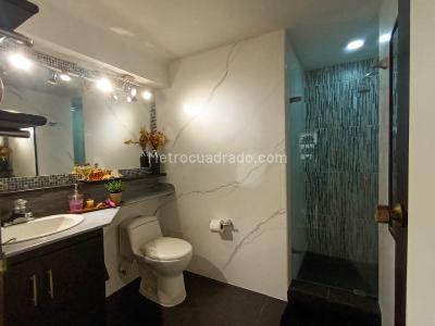 Apartamento en venta en El Poblado, Medellín · foto 14 de 20