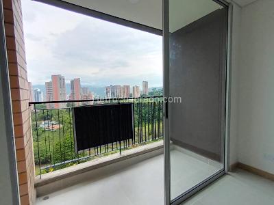 Apartamento en venta en Ditaires, Itagüí · foto 8 de 20