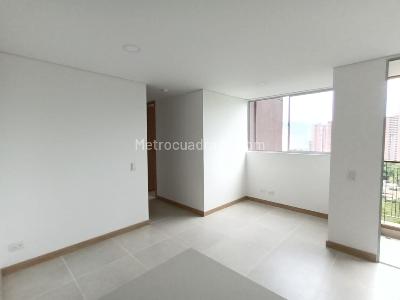 Apartamento en venta en Ditaires, Itagüí · foto 9 de 20