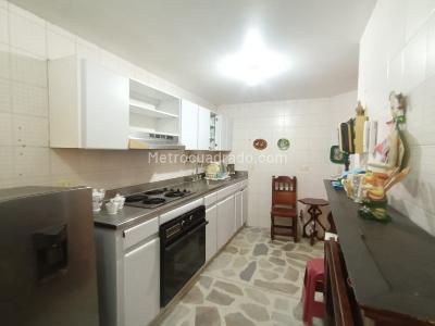 Apartamento en venta en Laureles, Medellín · foto 19 de 20