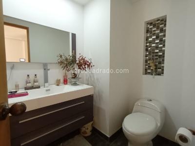 Apartamento de 3 alcobas en venta en Laureles, Medellín, 195 m² · foto 5 de 20