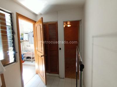 Apartamento de 3 alcobas en venta en Laureles, Medellín, 195 m² · foto 14 de 20