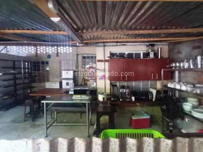 Casa de 5 alcobas en venta en San Joaquin, Medellín, 230 m² · foto 12 de 20