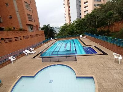 Apartamento de 3 alcobas en venta en Las Palmas(C), Medellín, 91 m² · foto 2 de 20