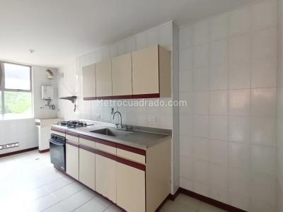 Apartamento de 3 alcobas en venta en Las Palmas(C), Medellín, 91 m² · foto 6 de 20