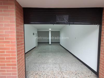 Casa de 5 alcobas en arriendo en Santa Maria Del Lago, Bogotá, 470 m² · foto 16 de 20