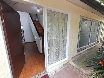 Casa de 5 alcobas en venta en El Polo, Bogotá, 166 m² · foto 2 de 16