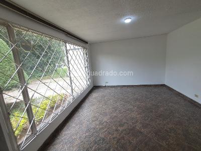 Casa de 5 alcobas en venta en El Polo, Bogotá, 166 m² · foto 3 de 16