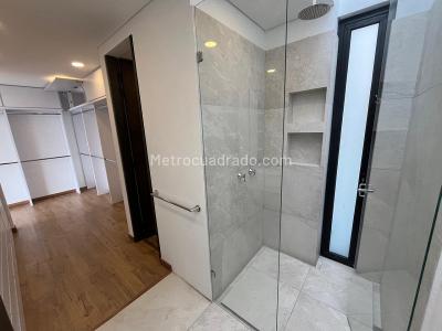 Casa de 4 alcobas en venta en Yerbabuena, Chía, 480 m² · foto 4 de 20