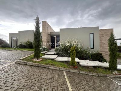 Casa de 4 alcobas en venta en Yerbabuena, Chía, 480 m² · foto 20 de 20