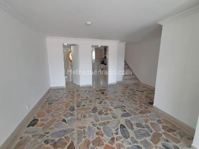 Apartamento de 4 alcobas en arriendo en Florida Nueva, Medellín, 184 m² · foto 2 de 20