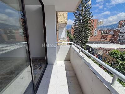 Apartamento de 4 alcobas en arriendo en Florida Nueva, Medellín, 184 m² · foto 4 de 20