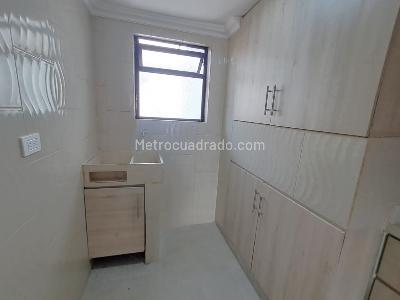 Apartamento de 4 alcobas en arriendo en Florida Nueva, Medellín, 184 m² · foto 8 de 20