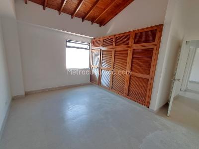 Apartamento de 4 alcobas en arriendo en Florida Nueva, Medellín, 184 m² · foto 14 de 20