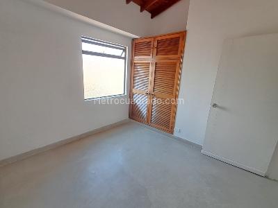 Apartamento de 4 alcobas en arriendo en Florida Nueva, Medellín, 184 m² · foto 17 de 20