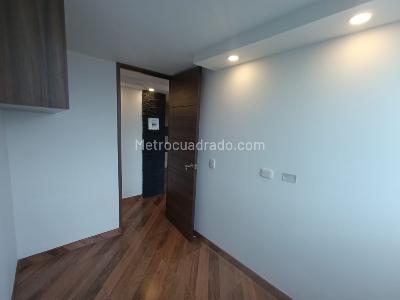 Apartamento en venta en La Felicidad, Bogotá · foto 8 de 18