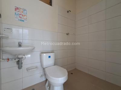 Casa de 5 alcobas en arriendo en Centro, Medellín, 250 m² · foto 15 de 18