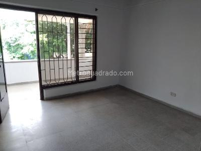 Casa de 5 alcobas en arriendo en Medellín, 290 m² · foto 19 de 20