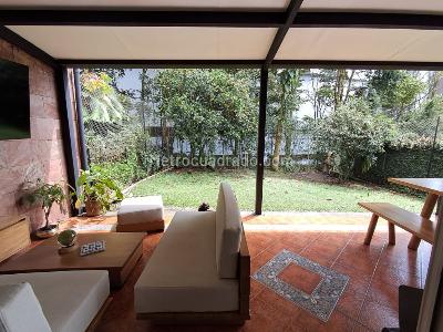 Casa de 3 alcobas en arriendo en El Tesoro, Medellín, 140 m² · foto 2 de 19