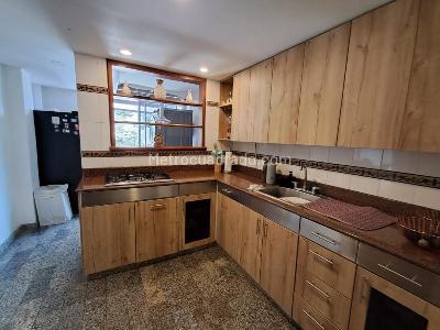 Casa de 3 alcobas en arriendo en El Tesoro, Medellín, 140 m² · foto 8 de 19