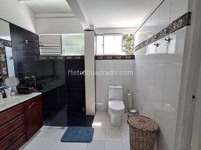 Casa de 3 alcobas en arriendo en El Tesoro, Medellín, 140 m² · foto 12 de 19