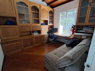 Casa de 3 alcobas en arriendo en El Tesoro, Medellín, 140 m² · foto 14 de 19