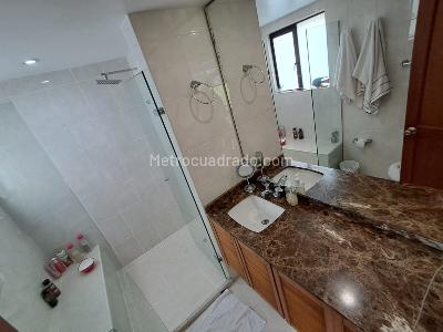 Apartamento en arriendo en El Tesoro, Medellín · foto 19 de 20