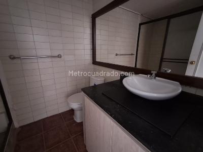 Apartamento de 1 alcoba en arriendo en El Poblado, Medellín, 101 m² · foto 13 de 15