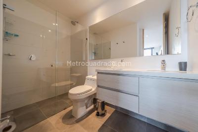 Apartamento de 1 alcoba en arriendo en Los Cedros Oriental, Bogotá, 41 m² · foto 15 de 19