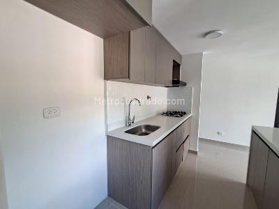 Apartamento de 2 alcobas en venta en Bucaros, Bello, 50 m² · foto 3 de 20