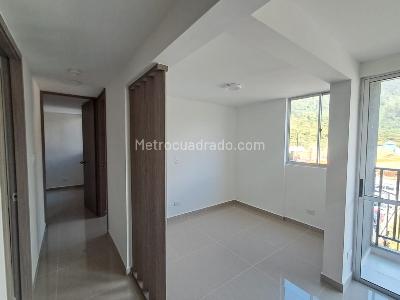 Apartamento de 2 alcobas en venta en Bucaros, Bello, 50 m² · foto 10 de 20