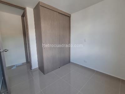 Apartamento de 2 alcobas en venta en Bucaros, Bello, 50 m² · foto 14 de 20