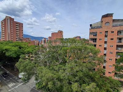 Apartamento en arriendo en Laureles, Medellín · foto 19 de 20