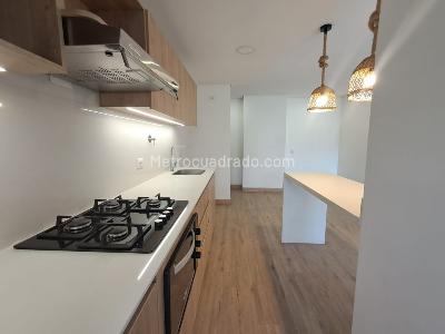 Apartamento de 2 alcobas en arriendo en Ciudad Del Rio, Medellín, 74 m² · foto 2 de 20