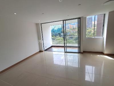 Apartamento de 3 alcobas en arriendo en El Poblado, Medellín, 116 m² · foto 5 de 19
