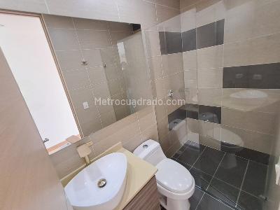 Apartamento de 3 alcobas en arriendo en El Poblado, Medellín, 116 m² · foto 8 de 19