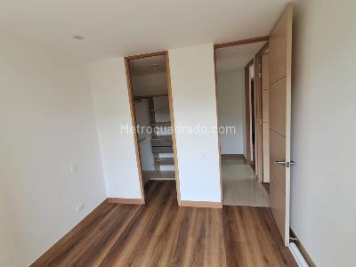 Apartamento de 3 alcobas en arriendo en El Poblado, Medellín, 116 m² · foto 10 de 19