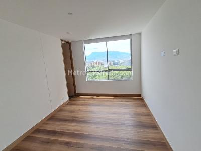 Apartamento de 3 alcobas en arriendo en El Poblado, Medellín, 116 m² · foto 12 de 19