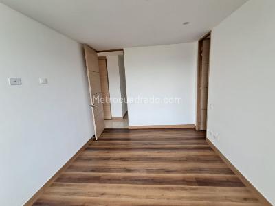 Apartamento de 3 alcobas en arriendo en El Poblado, Medellín, 116 m² · foto 13 de 19