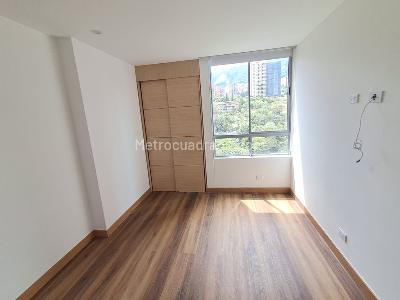 Apartamento de 3 alcobas en arriendo en El Poblado, Medellín, 116 m² · foto 16 de 19