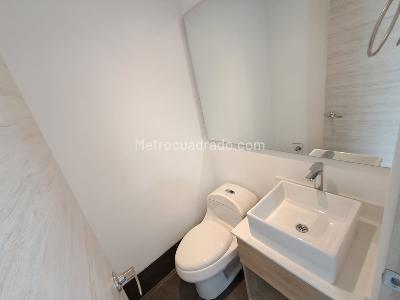 Apartamento de 2 alcobas en arriendo en El Poblado, Medellín, 88 m² · foto 5 de 20